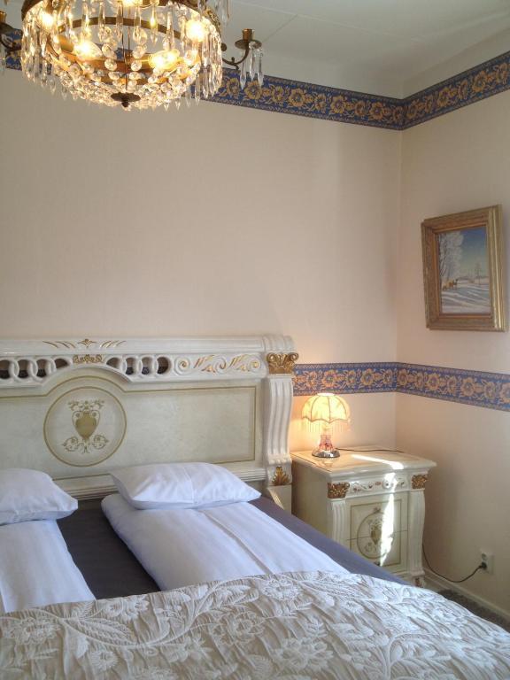 Hotel Arkaden Арвика Стая снимка
