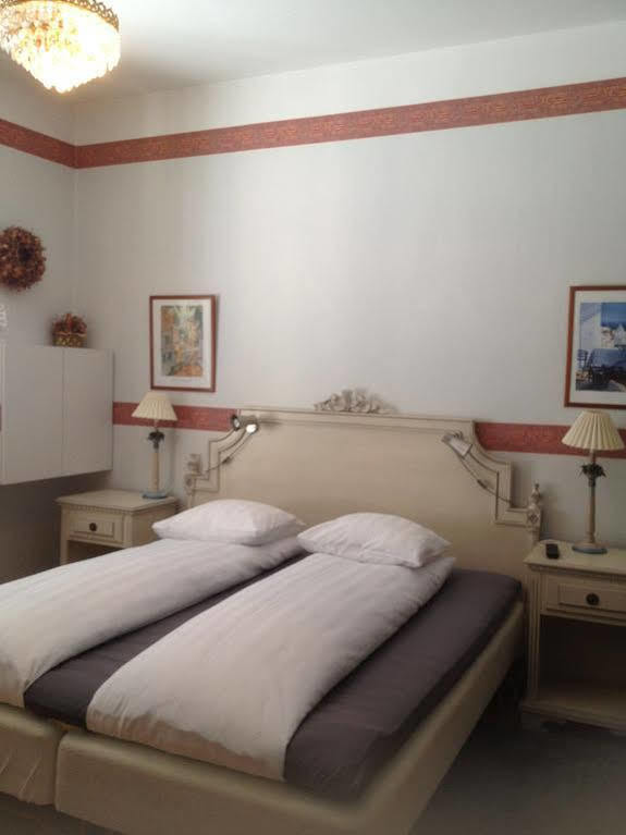 Hotel Arkaden Арвика Екстериор снимка